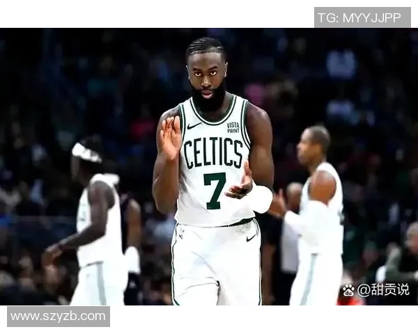 杰伦布朗状态低迷全场17投仅7中罚球表现糟糕仅得18分并送出5次失误